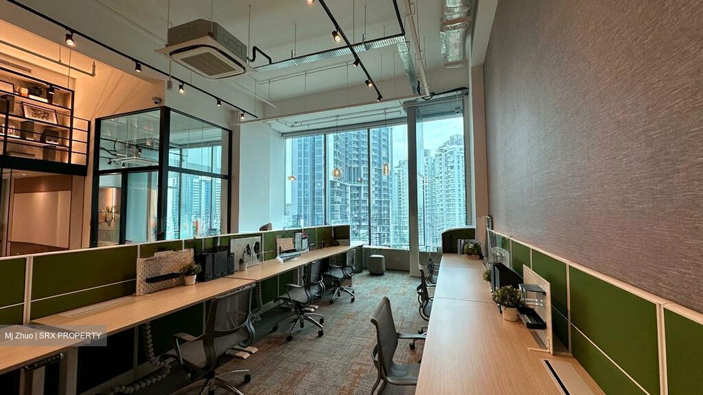 Arc 380 (D8), Office #599053731